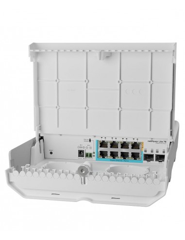 8-портов външен комутатор Mikrotik...